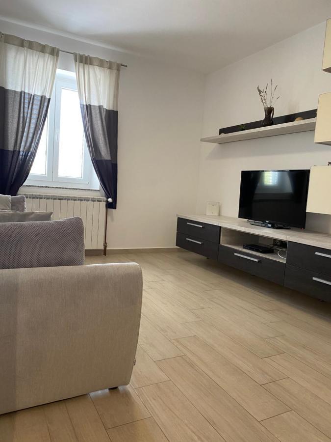Apartment Svemir Primošten Kültér fotó